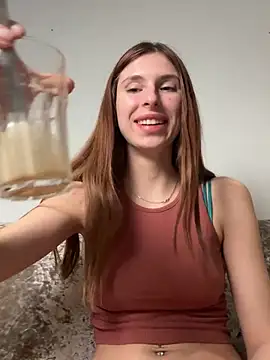 emma05 online show from March 12, 5:13 am