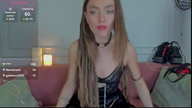 KellyFouler online show from March 9, 5:28 pm