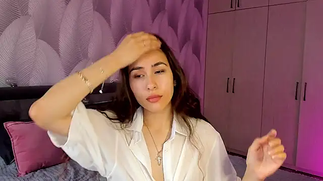 Bambiii bby online show from October 2, 2:29 am