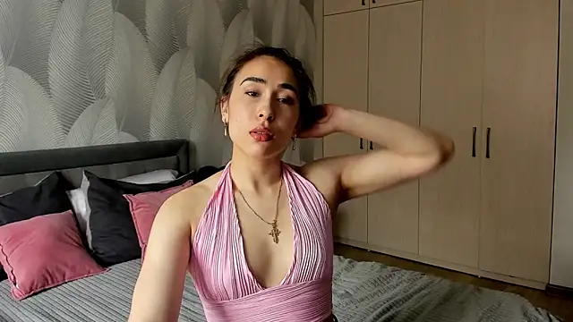 Snapshot of Bambiii_bby chatting on June 11, 7:06 am Bambiii bby online show from June 11, 7:06 am