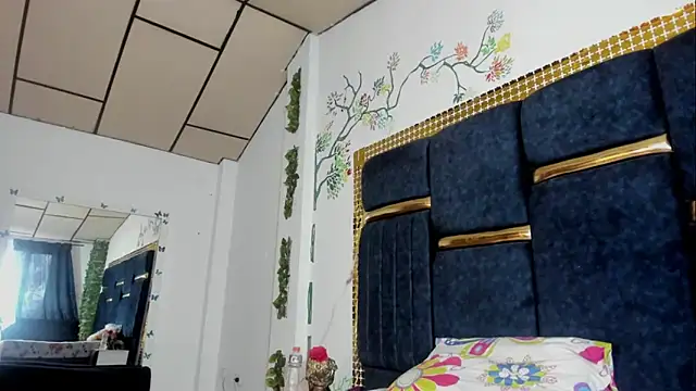 skaysanchez1 online show from September 25, 7:39 pm