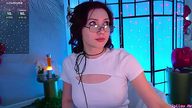 Sky Eyes  online show from March 7, 5:40 am