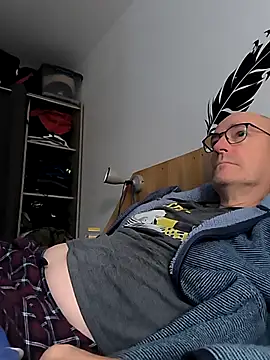 bogland33 online show from October 29, 8:05 am