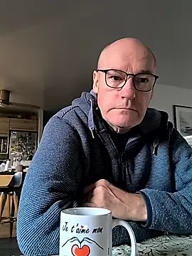 bogland33 online show from November 26, 7:42 am