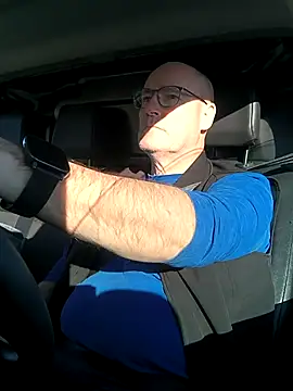 bogland33 online show from April 8, 5:02 pm