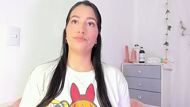 Sara Kurt online show from February 4, 12:55 pm