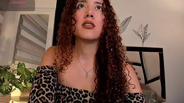 miss catalinaa online show from April 23, 12:04 pm