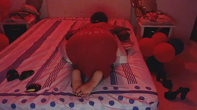 Snapshot of SashaBrianna99 chatting on March 2, 10:35 am SashaBrianna99 online show from March 2, 10:35 am