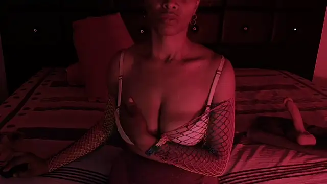 Snapshot of SashaBrianna99 chatting on November 13, 2:10 am SashaBrianna99 online show from November 13, 2:10 am