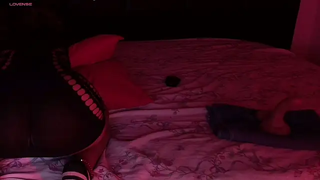 Snapshot of SashaBrianna99 chatting on November 16, 10:10 am SashaBrianna99 online show from November 16, 10:10 am