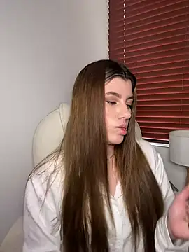 ARITOO  online show from February 23, 8:11 pm