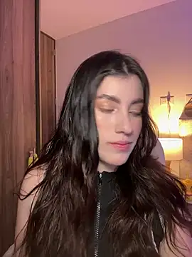 ARITOO  online show from April 12, 3:22 am