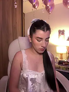 Snapshot of ARITOO_ chatting on June 28, 4:51 am ARITOO online show from June 28, 4:51 am