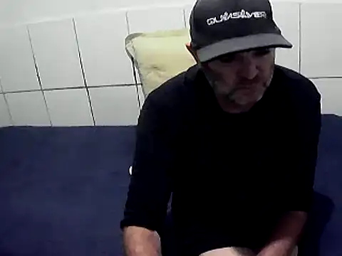 pierdona online show from April 1, 8:39 pm