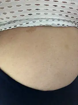 ahross online show from December 18, 9:37 am