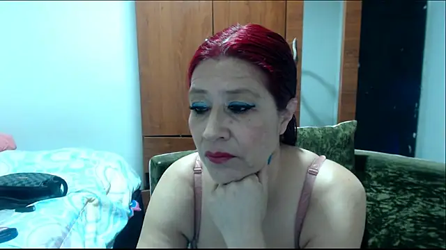 carolina linarez69 online show from March 4, 5:56 pm