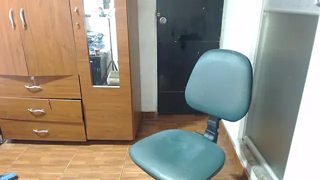 carolina linarez69 online show from September 13, 4:34 am