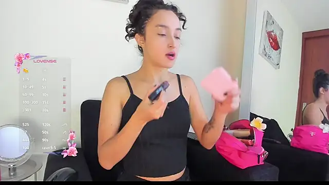 its  angelica  online show from November 3, 6:31 pm