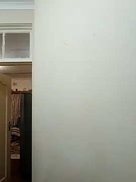 contagiousqueen online show from June 14, 4:47 am