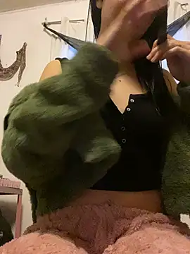 kittyprettybby online show from July 16, 9:43 pm