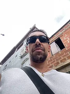 dantedesirexx online show from February 1, 4:00 pm