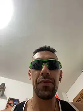 dantedesirexx online show from February 6, 8:45 pm