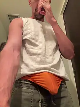 dantedesirexx online show from April 7, 10:42 pm