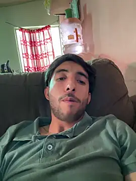 eviltwinyoung online show from May 1, 11:42 pm