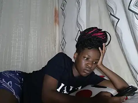 SexyRed18 online show from January 10, 3:18 am