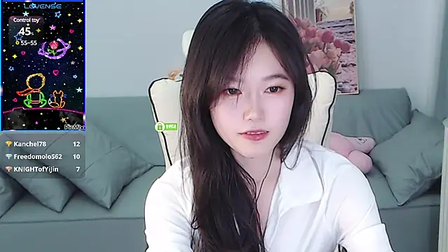 YiJin-a online show from January 15, 4:11 pm