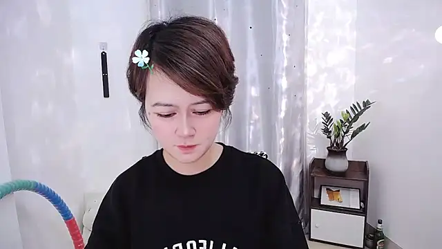 Snapshot of Fan_ting chatting on February 17, 12:16 pm Fan ting online show from February 17, 12:16 pm