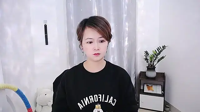 Snapshot of Fan_ting chatting on February 22, 4:07 am Fan ting online show from February 22, 4:07 am