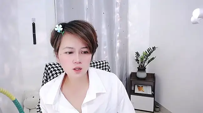 Snapshot of Fan_ting chatting on February 25, 12:55 pm Fan ting online show from February 25, 12:55 pm