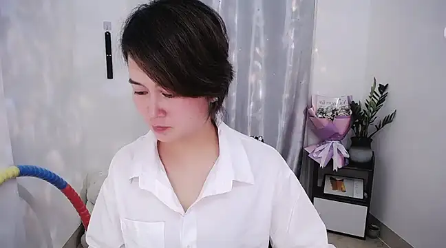 Snapshot of Fan_ting chatting on March 20, 9:15 am Fan ting online show from March 20, 9:15 am