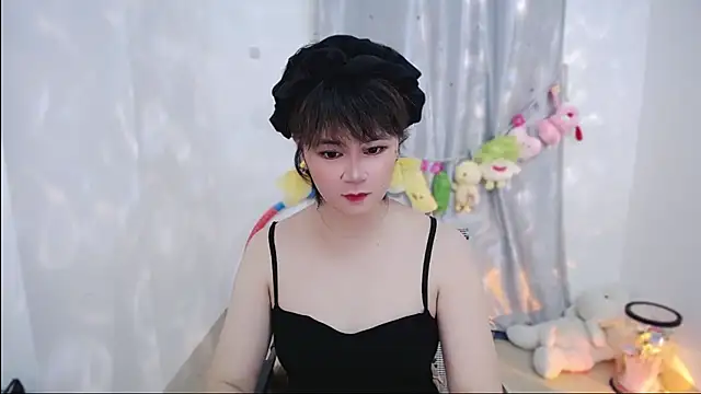 Snapshot of Fan_ting chatting on October 14, 11:44 am Fan ting online show from October 14, 11:44 am