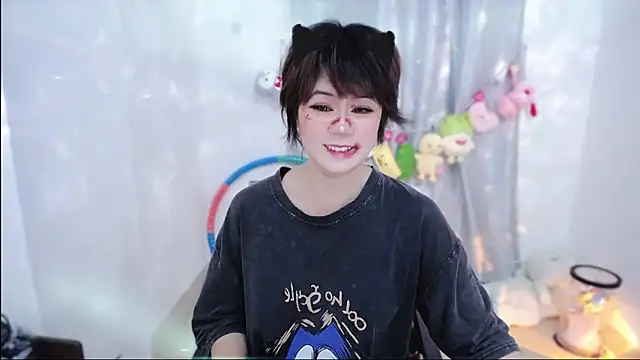 Snapshot of Fan_ting chatting on November 1, 2:24 am Fan ting online show from November 1, 2:24 am