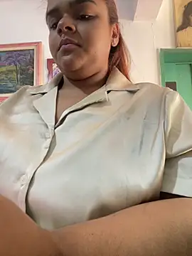 Evabigass online show from June 11, 1:42 pm