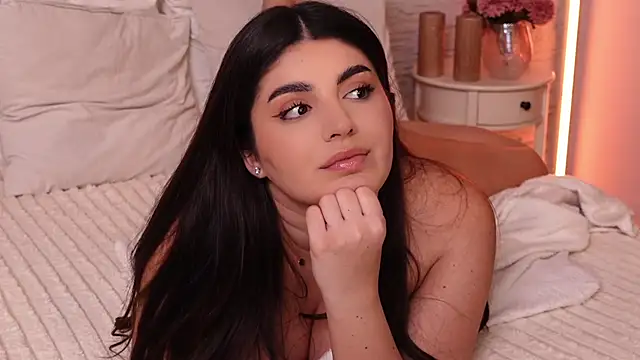 RachelSwaan online show from December 3, 10:50 am