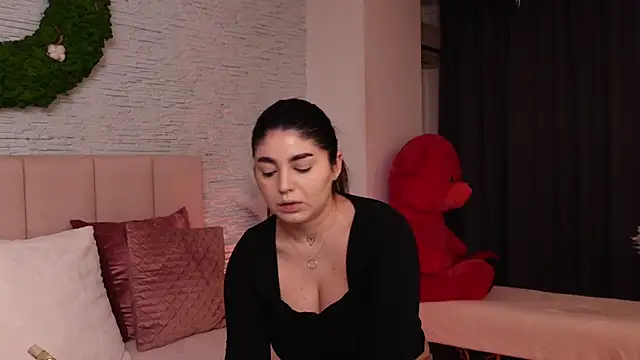 RachelSwaan online show from February 24, 5:54 am