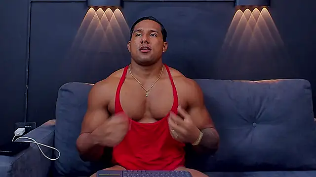 Snapshot of CallumMuscle chatting on January 24, 2:51 pm CallumMuscle online show from January 24, 2:51 pm