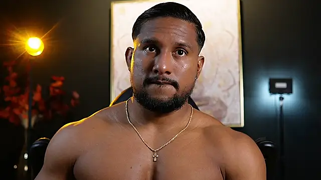 Snapshot of CallumMuscle chatting on September 21, 12:34 am CallumMuscle online show from September 21, 12:34 am