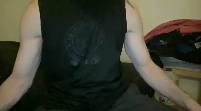 Snapshot of alphajoshkosh chatting on February 21, 5:02 am alphajoshkosh online show from February 21, 5:02 am