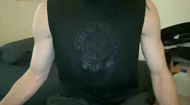 Snapshot of alphajoshkosh chatting on March 13, 12:16 am alphajoshkosh online show from March 13, 12:16 am