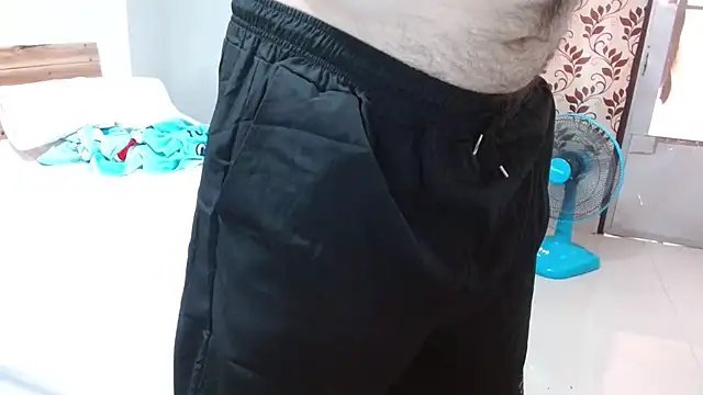 Snapshot of alphajoshkosh chatting on October 10, 4:33 am alphajoshkosh online show from October 10, 4:33 am