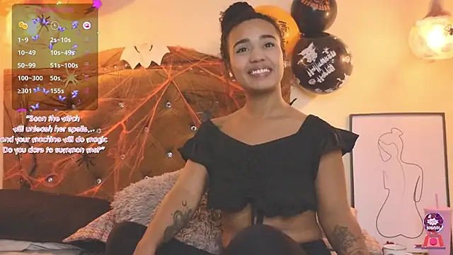 Snapshot of evafoxs chatting on October 10, 2:54 am evafoxs online show from October 10, 2:54 am