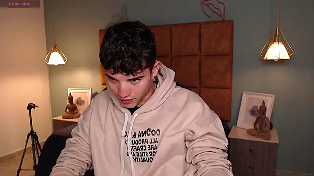 AlejooTwink online show from February 9, 11:25 pm