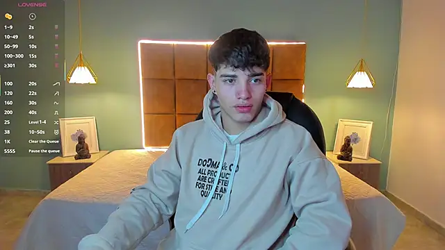 AlejooTwink online show from October 12, 8:41 pm