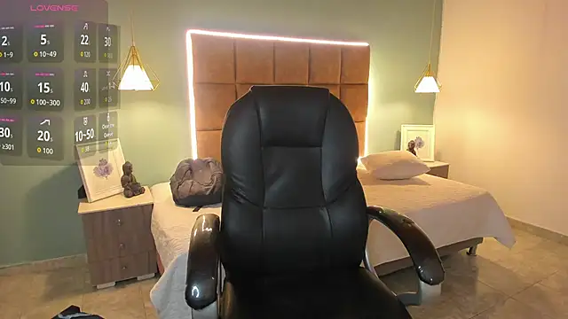 AlejooTwink online show from November 24, 1:38 am