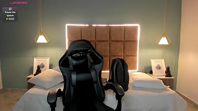 AlejooTwink online show from April 22, 7:11 am