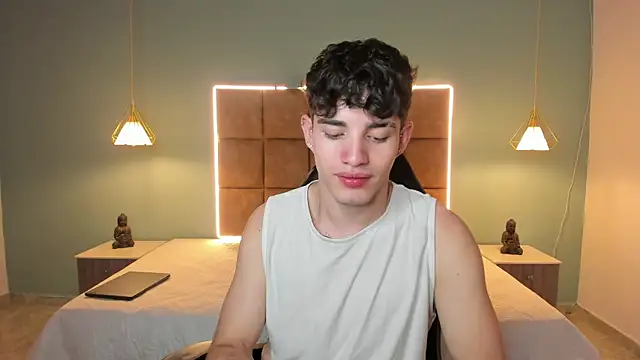 AlejooTwink online show from June 8, 9:48 pm